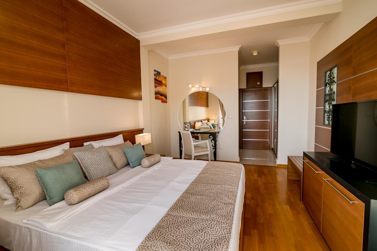Hedera Residences - Kumbor 헤르섹 외부 사진