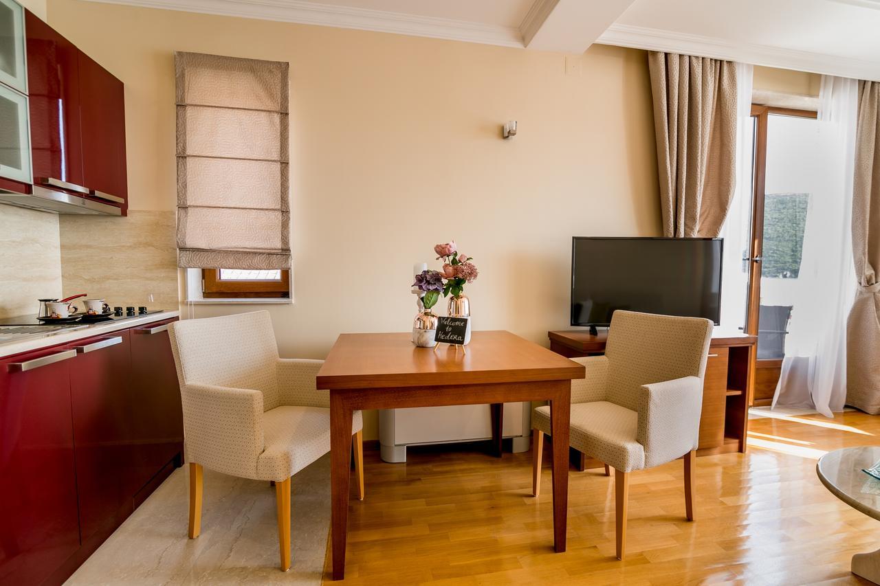 Hedera Residences - Kumbor 헤르섹 외부 사진
