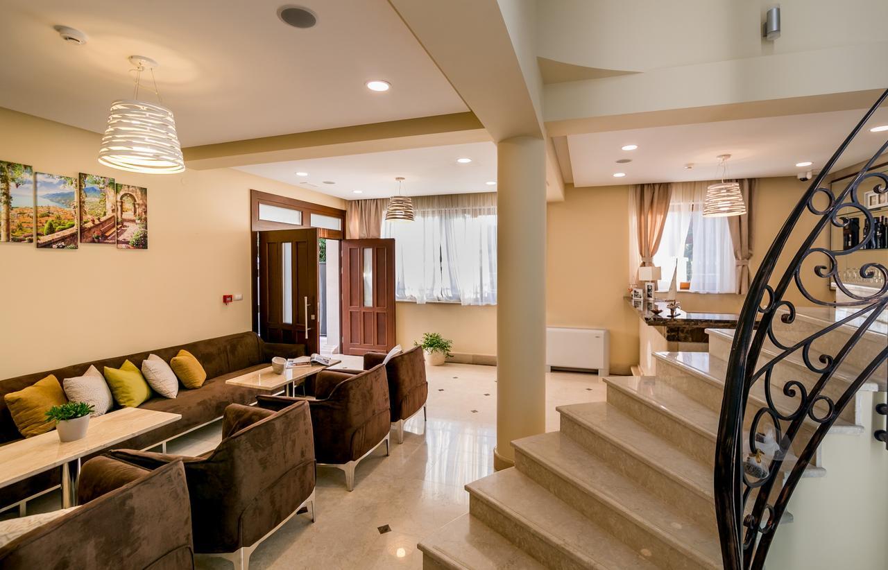 Hedera Residences - Kumbor 헤르섹 외부 사진